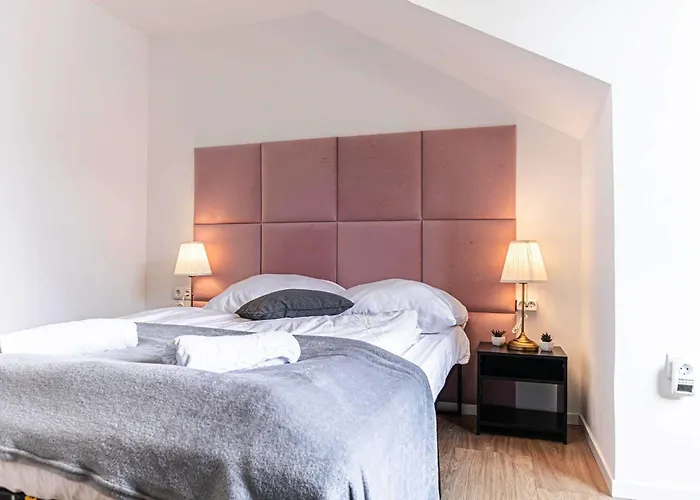 Beautiful 2br Apt, Near U6 Station Am Schoepfwerk * וינה